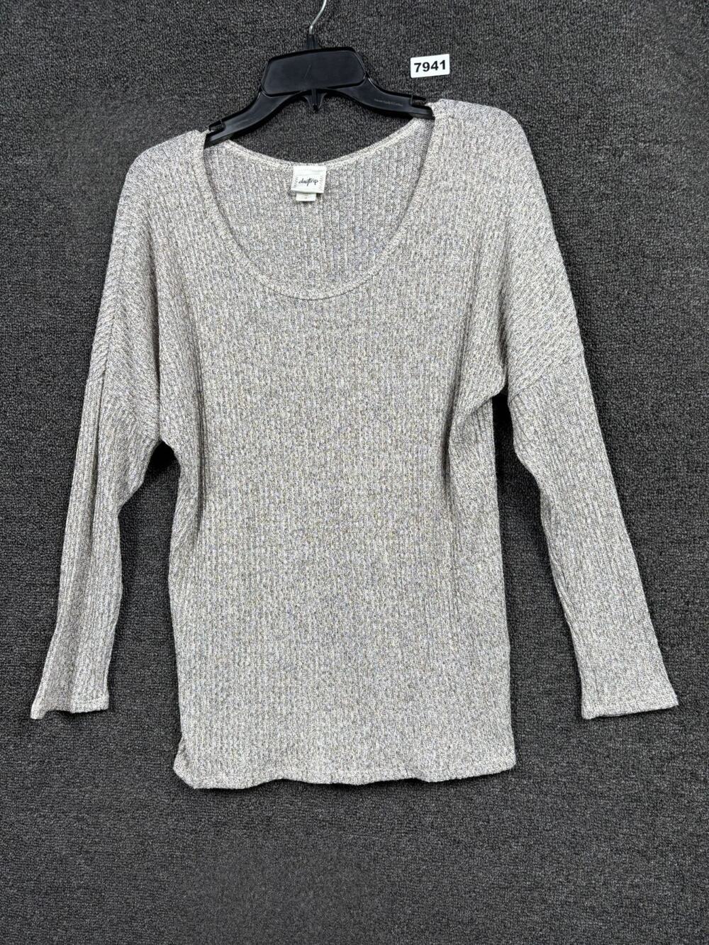 Daytrip Knit Top Womens Size M Beige Button Back Closure Long Sleeve